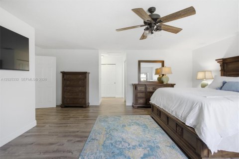 Villa ou maison à vendre à Weston, Floride: 4 chambres, 238.02 m2 № 2146469 - photo 22