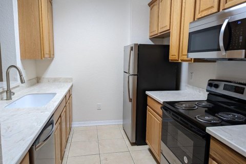Condo in Davenport, Florida, 3 bedrooms  № 1819612 - photo 3