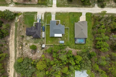 House in Weeki Wachee, Florida 4 bedrooms, 177.44 sq.m. № 1827084 - photo 7