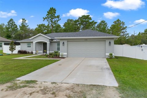 House in Weeki Wachee, Florida 4 bedrooms, 177.44 sq.m. № 1827084 - photo 8