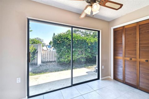 Townhouse in Largo, Florida 2 bedrooms, 115.94 sq.m. № 1754795 - photo 16