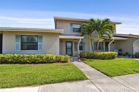 Townhouse in Largo, Florida 2 bedrooms, 115.94 sq.m. № 1754795 - photo 3