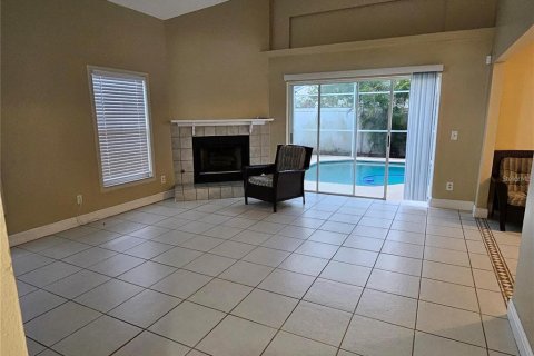 House in Orlando, Florida 4 bedrooms, 203.64 sq.m. № 1828349 - photo 3