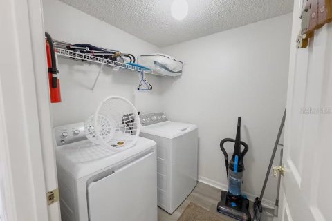 Adosado en venta en Kissimmee, Florida, 3 dormitorios, 120.77 m2 № 2166754 - foto 23
