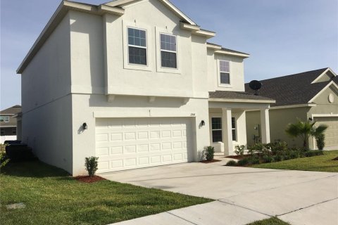 House in Haines City, Florida 4 bedrooms, 238.94 sq.m. № 1824978 - photo 3