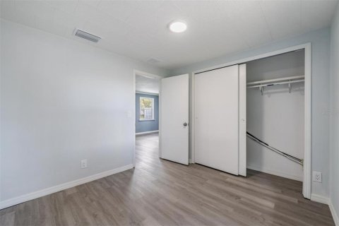 Villa ou maison à louer à Largo, Floride: 3 chambres, 83.8 m2 № 2383923 - photo 6