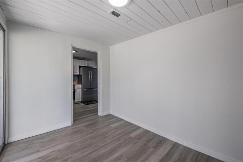 Villa ou maison à louer à Largo, Floride: 3 chambres, 83.8 m2 № 2383923 - photo 18