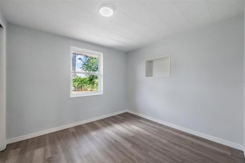 Villa ou maison à louer à Largo, Floride: 3 chambres, 83.8 m2 № 2383923 - photo 12