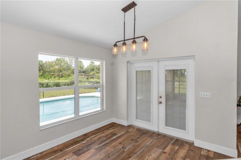 House in Osteen, Florida 4 bedrooms, 193.7 sq.m. № 2239238 - photo 10
