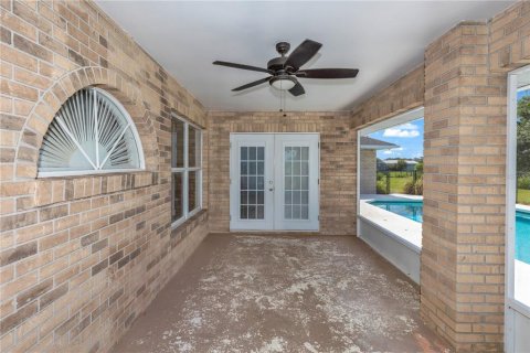 House in Osteen, Florida 4 bedrooms, 193.7 sq.m. № 2239238 - photo 28