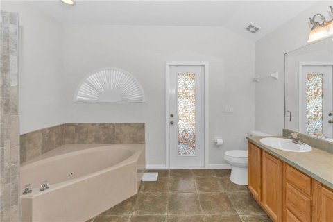 House in Osteen, Florida 4 bedrooms, 193.7 sq.m. № 2239238 - photo 14