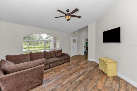 House in Osteen, Florida 4 bedrooms, 193.7 sq.m. № 2239238 - photo 7
