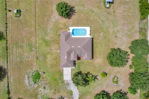 House in Osteen, Florida 4 bedrooms, 193.7 sq.m. № 2239238 - photo 30