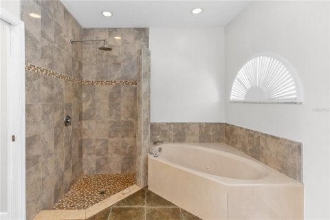 House in Osteen, Florida 4 bedrooms, 193.7 sq.m. № 2239238 - photo 13