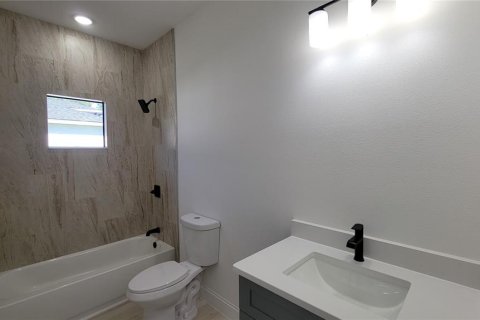 Casa en venta en North Port, Florida, 3 dormitorios, 152.82 m2 № 2211191 - foto 9
