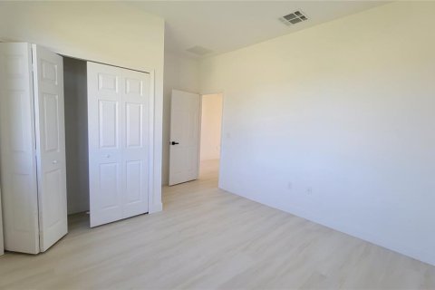 Casa en venta en North Port, Florida, 3 dormitorios, 152.82 m2 № 2211191 - foto 8