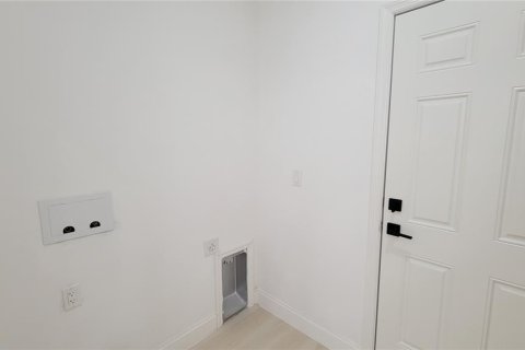Casa en venta en North Port, Florida, 3 dormitorios, 152.82 m2 № 2211191 - foto 16