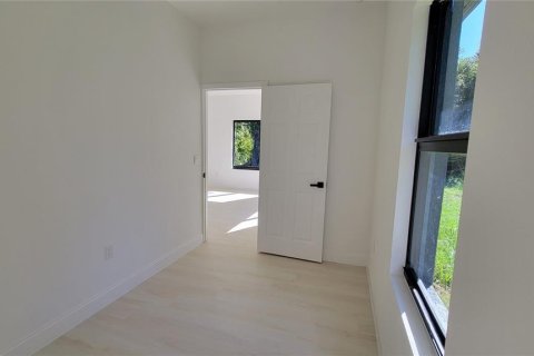 Casa en venta en North Port, Florida, 3 dormitorios, 152.82 m2 № 2211191 - foto 15
