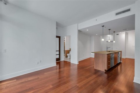 Copropriété à vendre à Tampa, Floride: 1 chambre, 86.77 m2 № 1616474 - photo 14