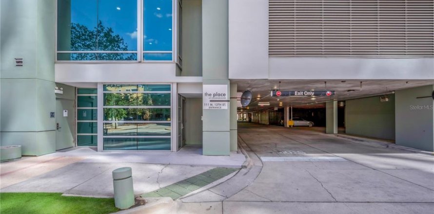 Condo à Tampa, Floride, 1 chambre  № 1616474
