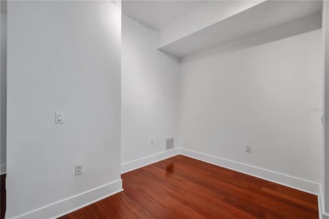 Copropriété à vendre à Tampa, Floride: 1 chambre, 86.77 m2 № 1616474 - photo 8
