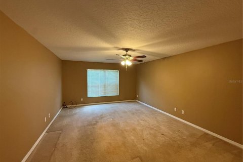 House in Clermont, Florida 4 bedrooms, 196.86 sq.m. № 2393838 - photo 17