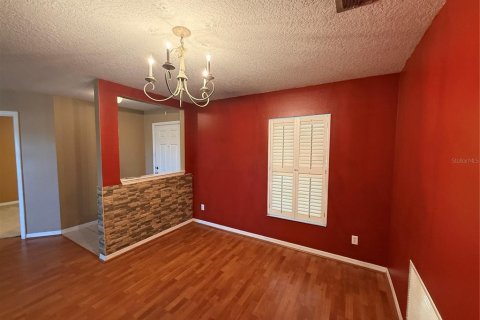 House in Clermont, Florida 4 bedrooms, 196.86 sq.m. № 2393838 - photo 5