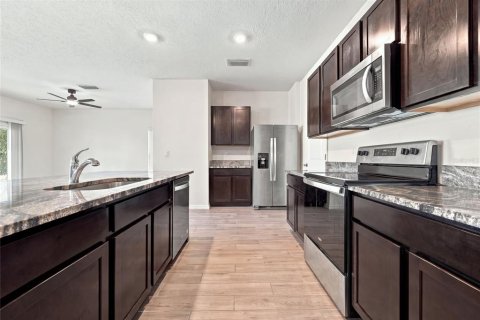 House in Gainesville, Florida 4 bedrooms, 203.46 sq.m. № 2379709 - photo 5