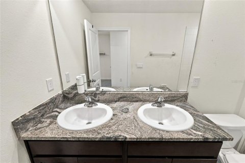 House in Gainesville, Florida 4 bedrooms, 203.46 sq.m. № 2379709 - photo 22