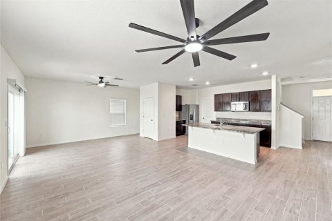 House in Gainesville, Florida 4 bedrooms, 203.46 sq.m. № 2379709 - photo 8