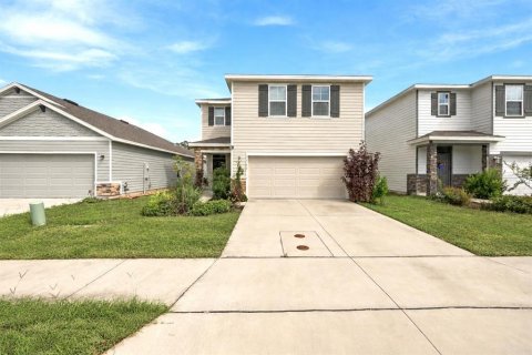 House in Gainesville, Florida 4 bedrooms, 203.46 sq.m. № 2379709