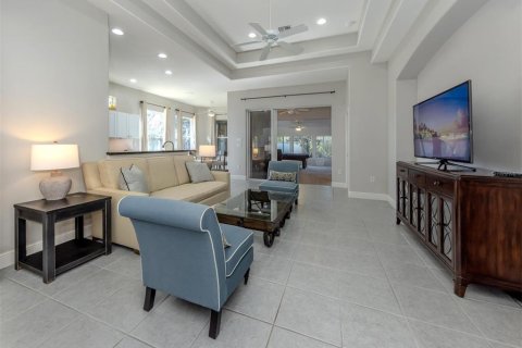 Villa ou maison à vendre à Venice, Floride: 3 chambres, 209.87 m2 № 2200341 - photo 3