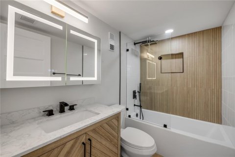 Condo in New Smyrna Beach, Florida, 2 bedrooms  № 1722791 - photo 27