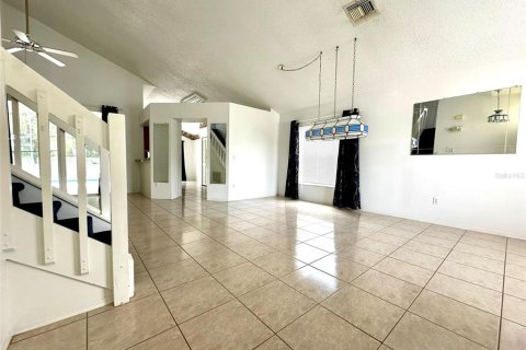 Villa ou maison à vendre à Kissimmee, Floride: 3 chambres, 174.1 m2 № 1849940 - photo 2