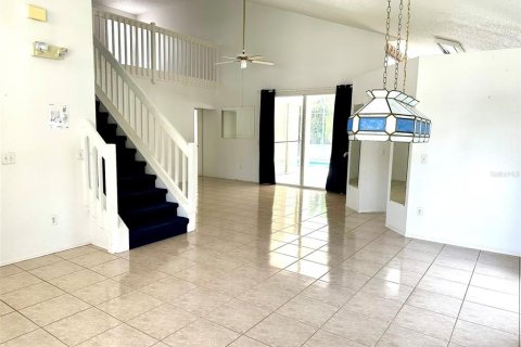 Villa ou maison à vendre à Kissimmee, Floride: 3 chambres, 174.1 m2 № 1849940 - photo 3