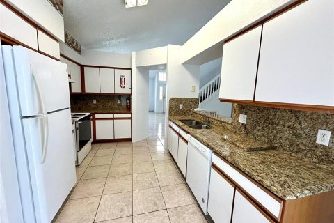 Villa ou maison à vendre à Kissimmee, Floride: 3 chambres, 174.1 m2 № 1849940 - photo 8