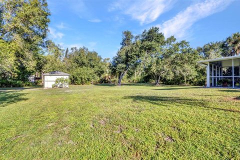 House in Punta Gorda, Florida 2 bedrooms, 125.42 sq.m. № 1885673 - photo 9