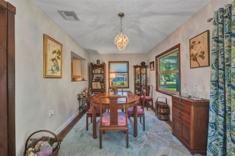 House in Punta Gorda, Florida 2 bedrooms, 125.42 sq.m. № 1885673 - photo 23