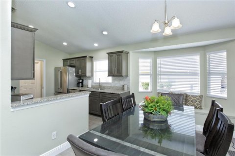 Villa ou maison à vendre à Haines City, Floride: 3 chambres, 131.46 m2 № 1733333 - photo 8