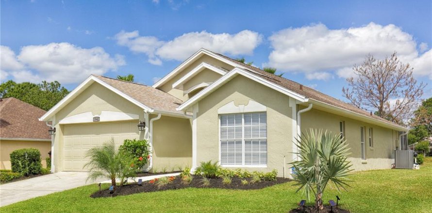 House in Haines City, Florida 3 bedrooms, 131.46 sq.m. № 1733333
