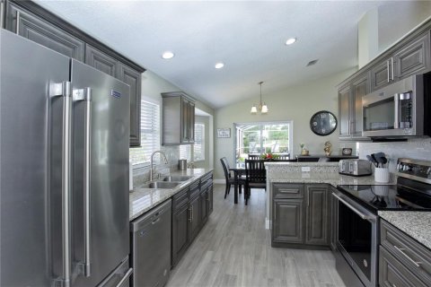 Villa ou maison à vendre à Haines City, Floride: 3 chambres, 131.46 m2 № 1733333 - photo 10