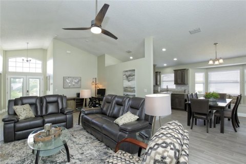 Villa ou maison à vendre à Haines City, Floride: 3 chambres, 131.46 m2 № 1733333 - photo 6