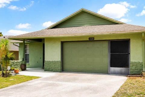 Villa ou maison à Winter Springs, Floride 3 chambres, 115.01 m2 № 2285538