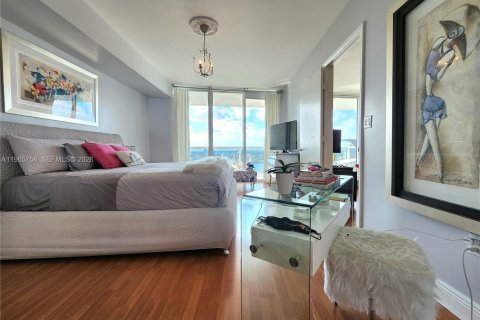 Copropriété à vendre à Hallandale Beach, Floride: 2 chambres, 100.89 m2 № 2027383 - photo 24