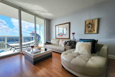 Copropriété à vendre à Hallandale Beach, Floride: 2 chambres, 100.89 m2 № 2027383 - photo 12