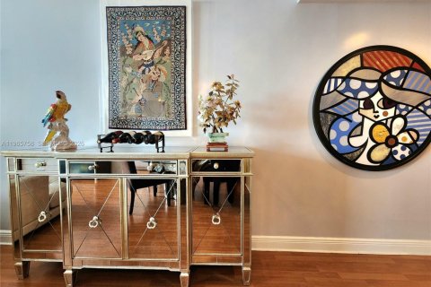 Copropriété à vendre à Hallandale Beach, Floride: 2 chambres, 100.89 m2 № 2027383 - photo 16