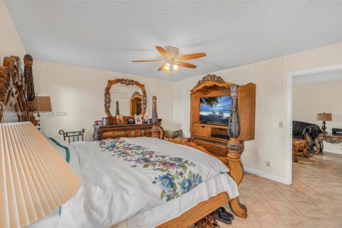 Condo in Delray Beach, Florida, 2 bedrooms  № 2008411 - photo 18