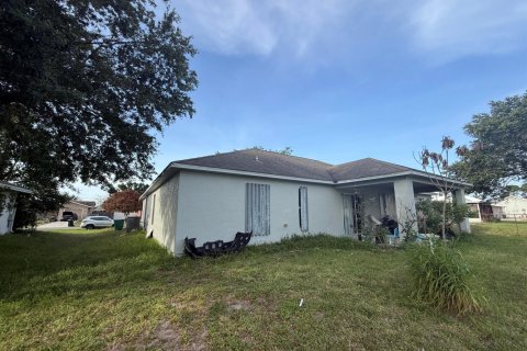 Casa en venta en Port St. Lucie, Florida, 3 dormitorios, 184.5 m2 № 2078368 - foto 4