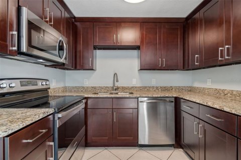 Casa en venta en Saint Petersburg, Florida, 2 dormitorios, 74.32 m2 № 2296528 - foto 21