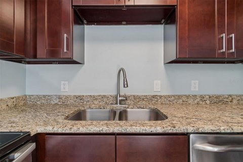Casa en venta en Saint Petersburg, Florida, 2 dormitorios, 74.32 m2 № 2296528 - foto 22